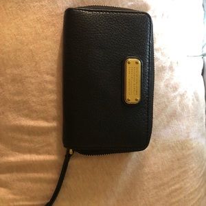 Marc Jacobs wristlet